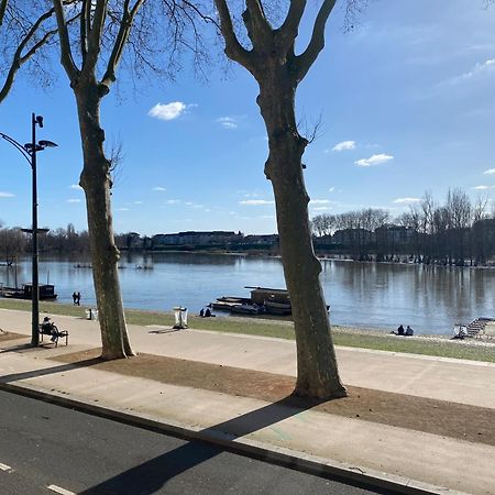 Balcon Vue Loire Parking A 50M Lejlighed Orléans Eksteriør billede