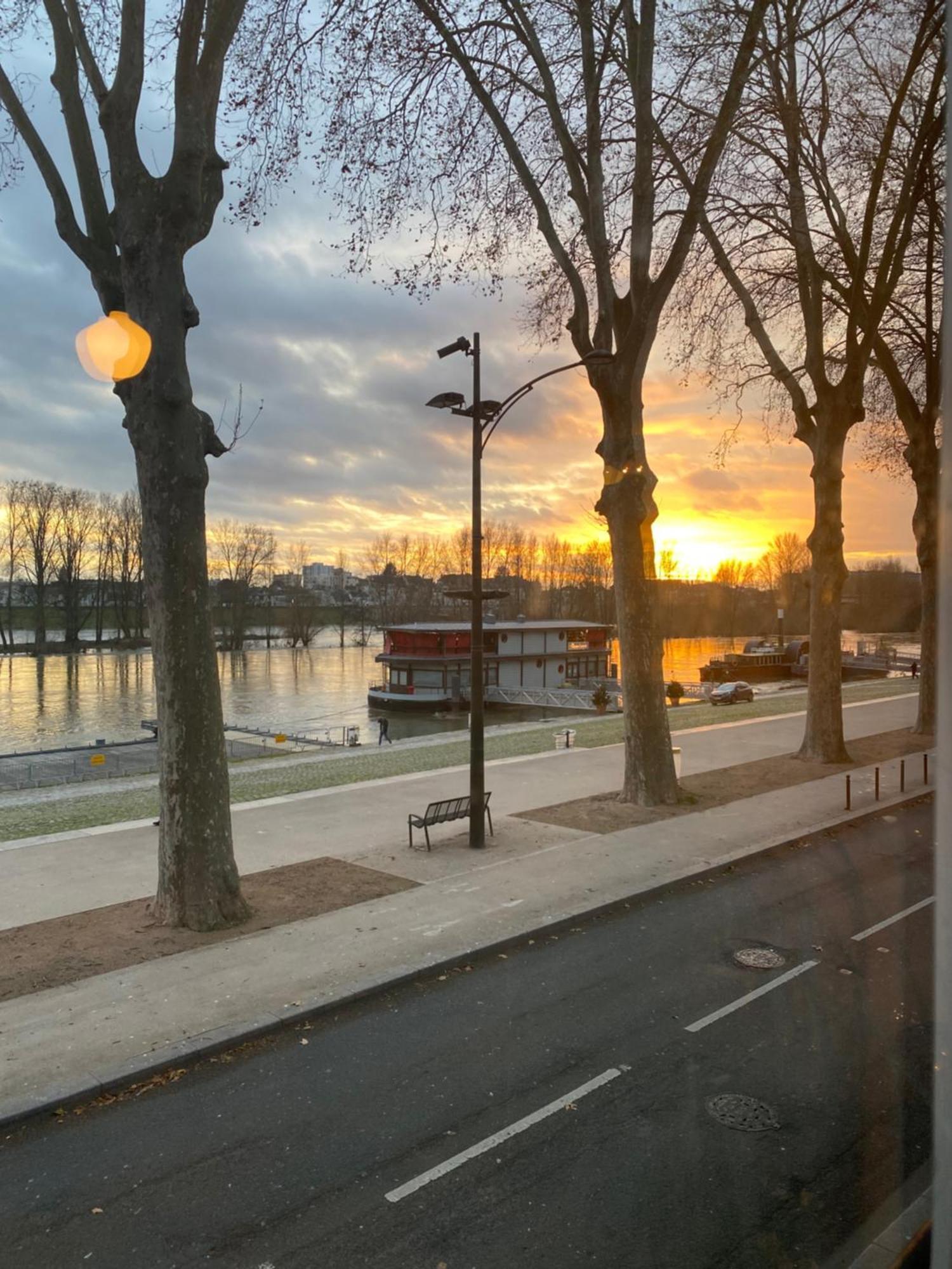 Balcon Vue Loire Parking A 50M Lejlighed Orléans Eksteriør billede